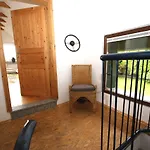 Kleines Haus Mitten In Der Mit Eigener Terrasse Und Sonnenbalkon Appartamento *