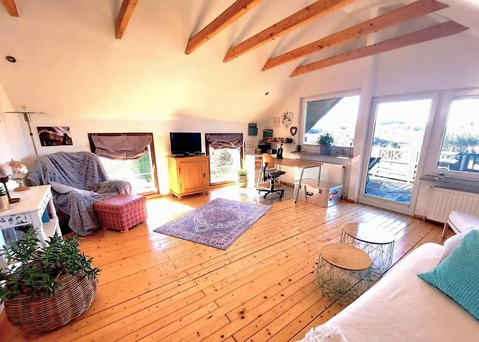 Apartmán Kleines Haus Mitten In Der Mit Eigener Terrasse Und Sonnenbalkon *