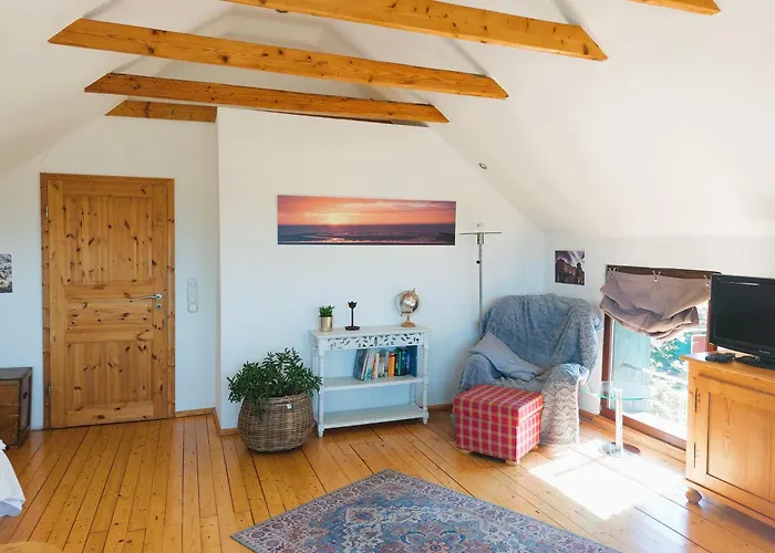 Kleines Haus Mitten In Der Mit Eigener Terrasse Und Sonnenbalkon * Halver