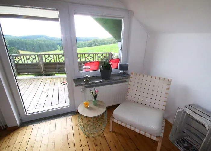 Kleines Haus Mitten In Der Mit Eigener Terrasse Und Sonnenbalkon Halver